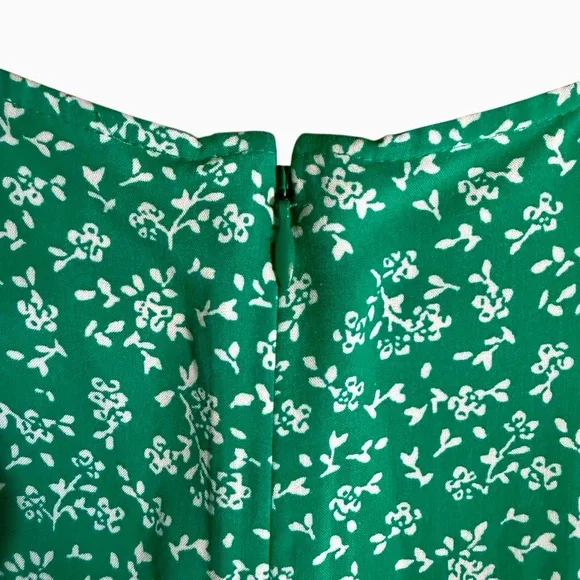 NWOT J. Crew Green and White Smocked Floral Midi Dress - Picture 4 of 8